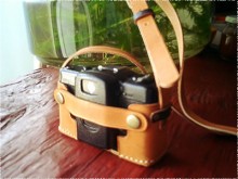 LOMO LC-A 本皮ケース（ベージュ）